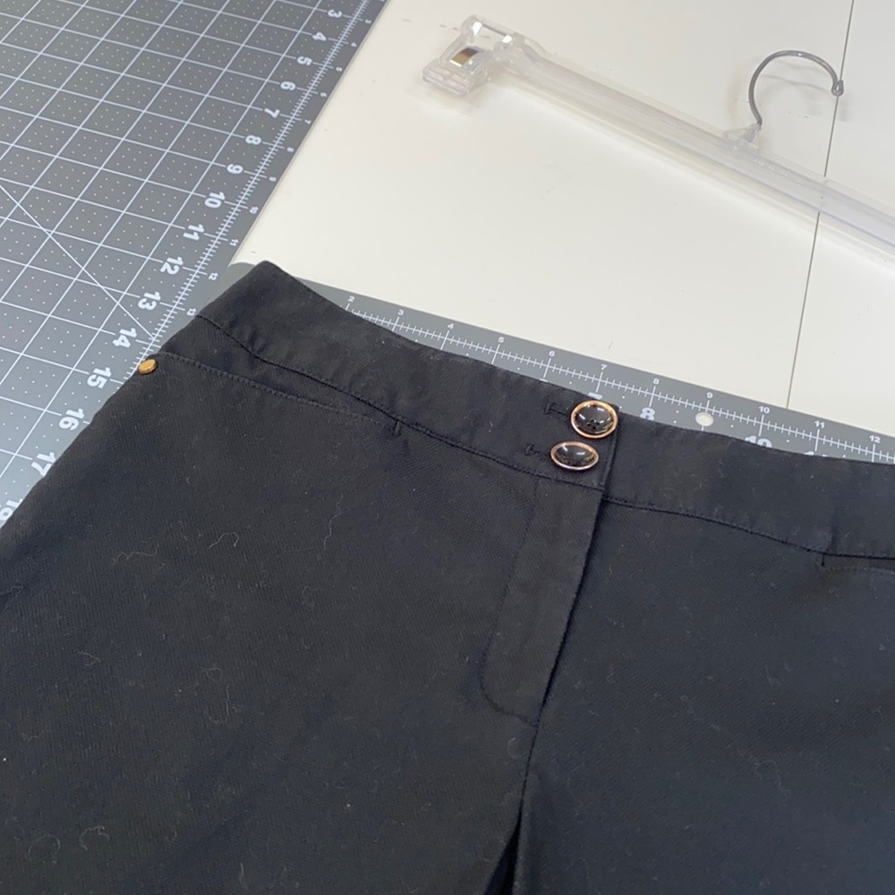 NWOT White House Black market dress shorts